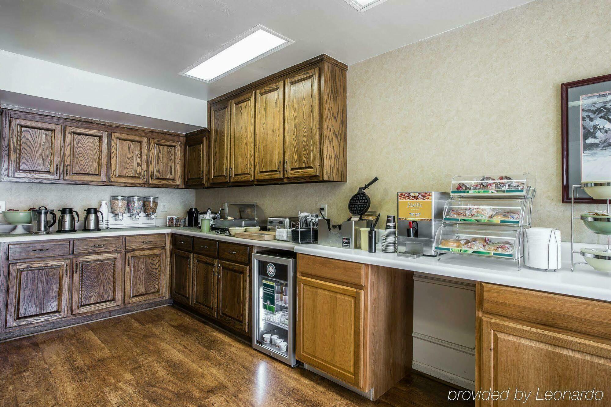 Boutique Style Quality Anniston I-20 Hotel